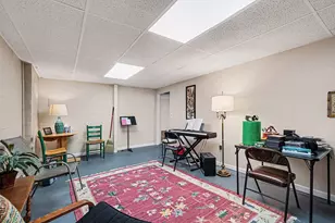 156 Carberry Hill Ct, Kalamazoo, MI 49006 - Photo 20