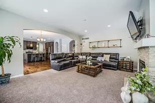 5222 Sandlewood Dr, Commerce Township, MI 48382 - Photo 30