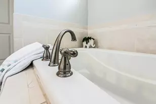 5222 Sandlewood Dr, Commerce Township, MI 48382 - Photo 50