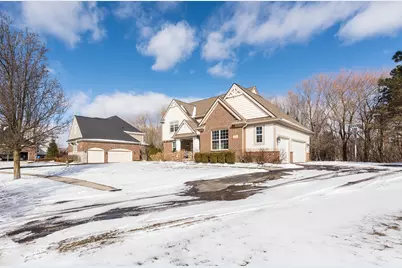 5222 Sandlewood Drive, Commerce Township, MI 48382 - Photo 4