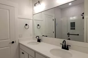 5553 Canal Ave SW, Wyoming, MI 49418 - Photo 20