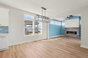 5553 Canal Ave SW, Wyoming, MI 49418 - Photo 8