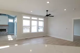 5553 Canal Ave SW, Wyoming, MI 49418 - Photo 12