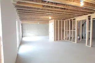 5553 Canal Ave SW, Wyoming, MI 49418 - Photo 24
