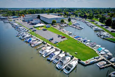 96 Wharfside, Grand Haven, MI 49417 - Photo 4