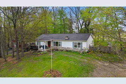 519 Crest Lane, Jonesville, MI 49250 - Photo 24