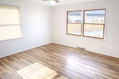 151 Jacaranda Drive, Battle Creek, MI 49015 - Photo 8