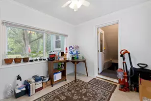 6175 Hatchery Rd, Waterford, MI 48329 - Photo 8