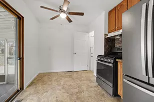 2329 Brooktree Ct, Ypsilanti, MI 48198 - Photo 8