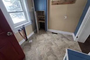 10108 S 37 1/2 Rd, Cadillac, MI 49601 - Photo 6