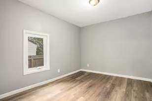 1919 Brunswick St, Muskegon, MI 49442 - Photo 8