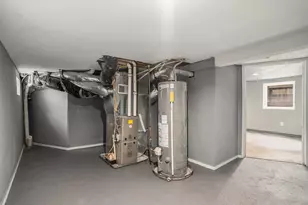 1919 Brunswick St, Muskegon, MI 49442 - Photo 14