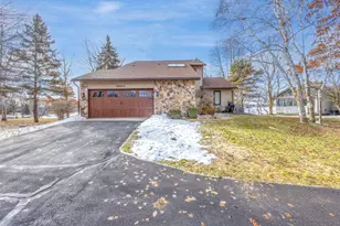 10845 E Royal Rd, Canadian Lakes, MI 49346 - Photo 8