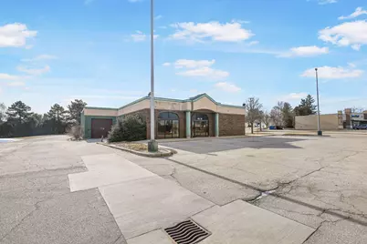 4214 Plainfield Avenue NE, Grand Rapids, MI 49525 - Photo 6