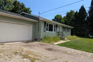 2101 Maple Ln, Hastings, MI 49058 - Photo 20