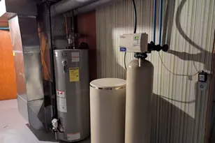 2101 Maple Ln, Hastings, MI 49058 - Photo 14