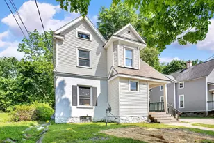 822 Prospect Ave NE, Grand Rapids, MI 49503 - Photo 2