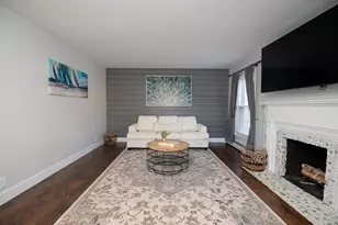 3916 Edgewood St SW, Grandville, MI 49418 - Photo 4