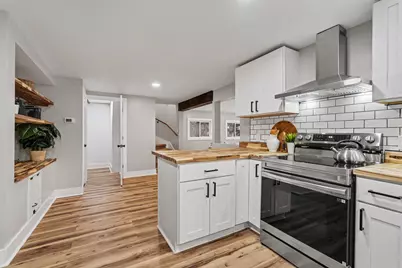 882 E Sternberg Road, Norton Shores, MI 49441 - Photo 12