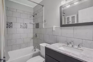 22000 Cunningham Ave, Warren, MI 48091 - Photo 8