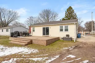 215 Washington St, Otsego, MI 49078 - Photo 30