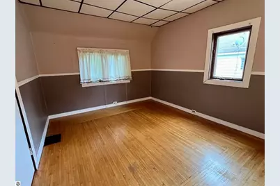 506 E Division Street, Cadillac, MI 49601 - Photo 34