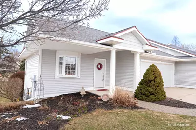 1361 E Pointe Ridge, Holland, MI 49423 - Photo 4