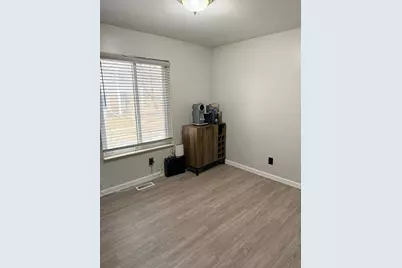 32602 Barclay Square, Warren, MI 48093 - Photo 14