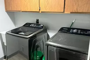 32602 Barclay Square, Warren, MI 48093 - Photo 6