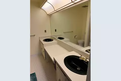 32602 Barclay Square, Warren, MI 48093 - Photo 12