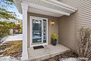 5957 East Lyn Haven Dr SE, Grand Rapids, MI 49512 - Photo 2