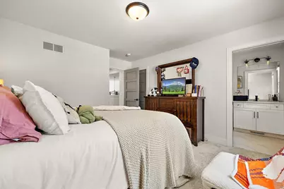 52801 Royal Park Avenue, Shelby Twp, MI 48315 - Photo 52