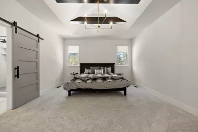 52801 Royal Park Avenue, Shelby Twp, MI 48315 - Photo 34