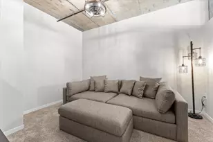 100 W Fifth St, Royal Oak, MI 48067 - Photo 24