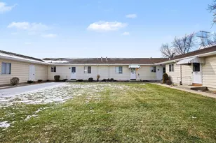 5896 Leisure S Dr SE, Kentwood, MI 49548 - Photo 6