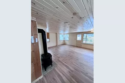 1478 E Gardner Avenue, Newaygo, MI 49337 - Photo 8