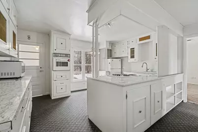 515 W Burr Oak Street, Centreville, MI 49032 - Photo 4