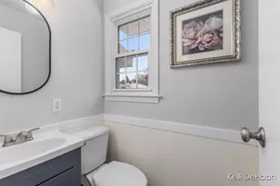 7350 Glendora Ave, Jenison, MI 49428 - Photo 8