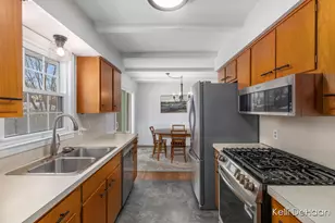 7350 Glendora Ave, Jenison, MI 49428 - Photo 6