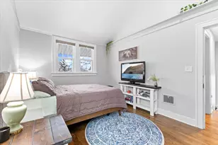 817 W 11 Mile Rd, Royal Oak, MI 48067 - Photo 18