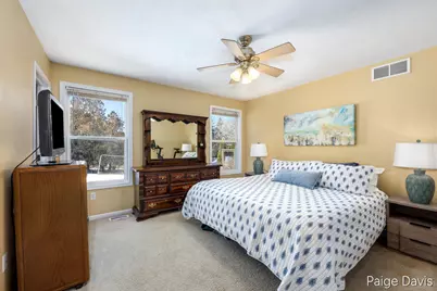 3025 Valley View Drive NE, Rockford, MI 49341 - Photo 16