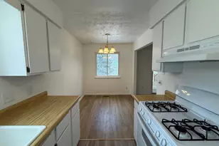 1632 Ohio Ave, Lansing, MI 48906 - Photo 10