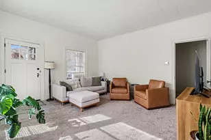 222 N Eagle St, Marshall, MI 49068 - Photo 4