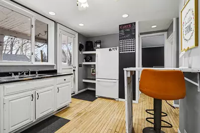 711 Maple Street, Three Rivers, MI 49093 - Photo 8