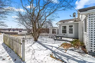 60 Griswold St, Hillsdale, MI 49242 - Photo 6