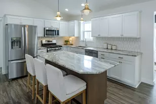 851 Doolittle Ct, Kalamazoo, MI 49009 - Photo 8