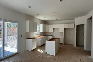 404 Sabine Dr, Muskegon, MI 49442 - Photo 2