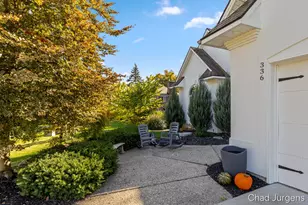 336 Normandy Ct SW, Grandville, MI 49418 - Photo 4