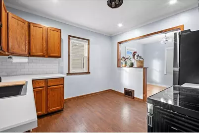 2142 Kalamazoo Avenue SE, Grand Rapids, MI 49507 - Photo 12