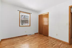 17155 10 Mile Rd, Battle Creek, MI 49014 - Photo 20